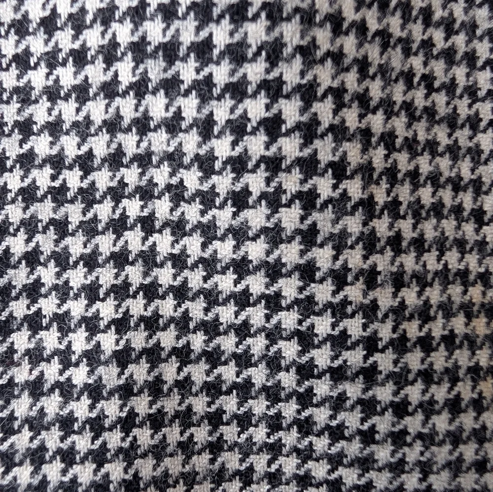 Carlisle White Black Houndstooth Wool Midi Skirt Women's Size 8 - Picture 4 of 7